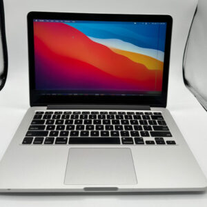 2013 MacBook 8gb ram 256gb Corei5 13inches